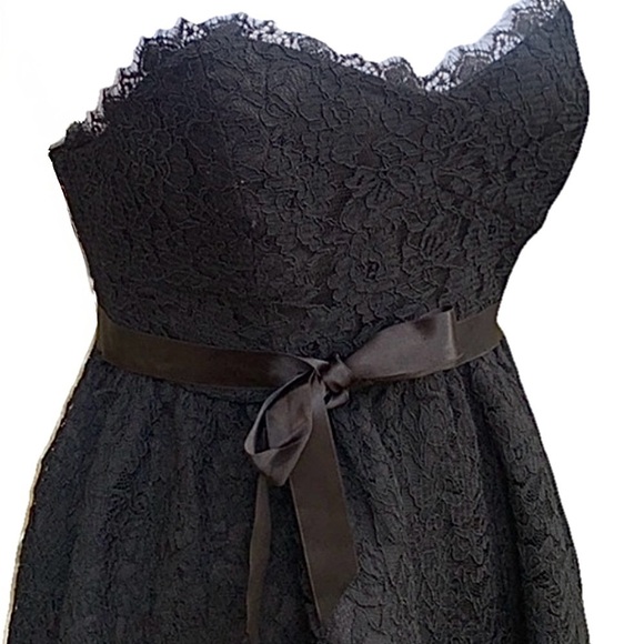 Black Lace Strapless Cocktail Dress 🖤 Goth, Wedding Guest, Witchy, Dark Romance - Picture 3 of 9